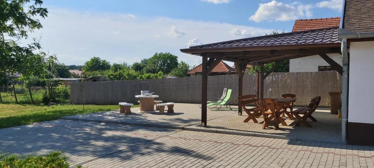 Feszty-fészek Vendégház Tiszafüred Exterior foto